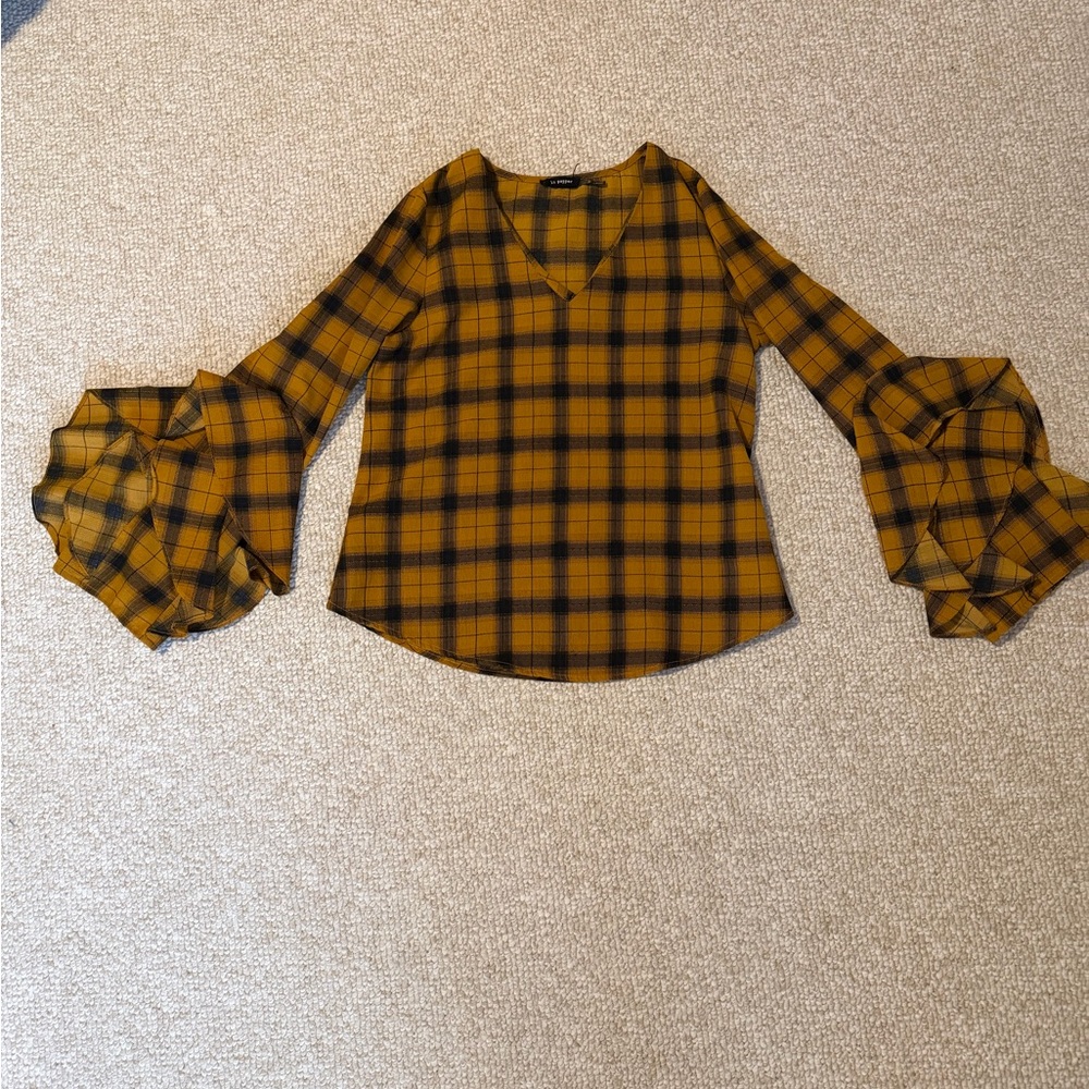 Blu Pepper Plaid Ruffle Sleeve Top